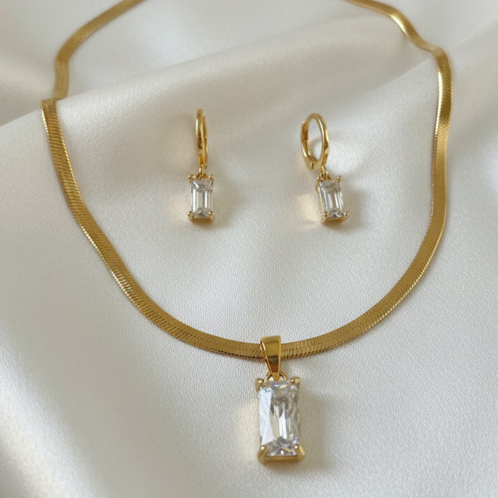 Sofia Necklace