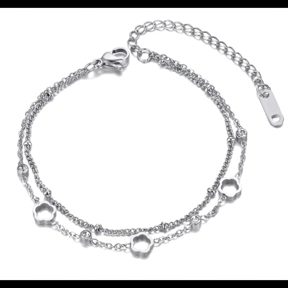 Double layered flower bracelet